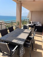 Luxurious Duplex Penthouse Facing the sea