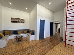 Loft in Le Mans Near Historic Old Town