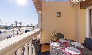 Beachfront Apartment in Empuriabrava