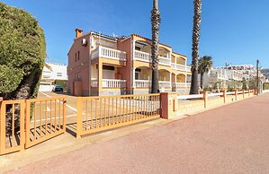Beachfront Apartment in Empuriabrava