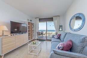 Apartment in Empuriabrava With Sea Views