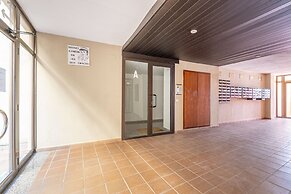 Apartment in Empuriabrava With Sea Views