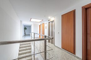 Apartment in Empuriabrava With Sea Views