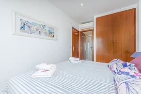 Apartment in Empuriabrava With Sea Views