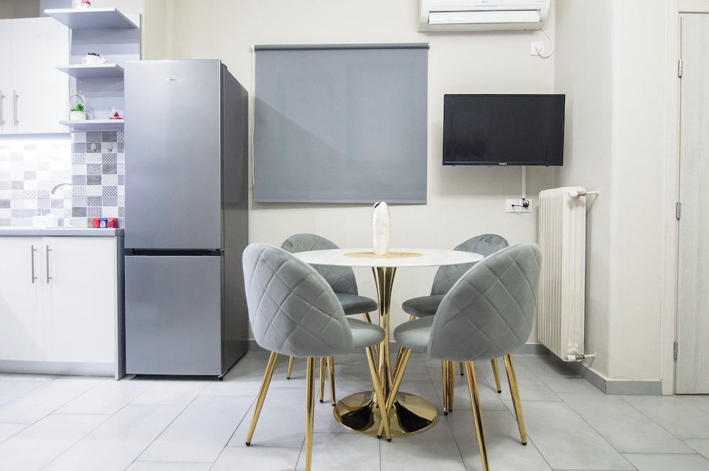 Urban Ceramic Apartment by GHH