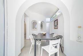 Apartment in Empuriabrava Near Beach