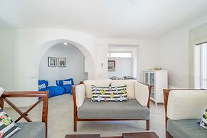 Apartment in Empuriabrava Near Beach