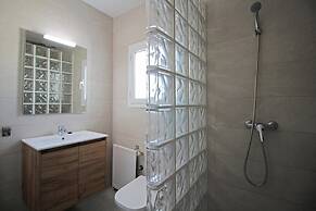 Apartment in Empuriabrava Near Beach
