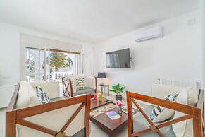 Apartment in Empuriabrava Near Beach