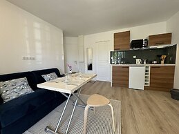Apartment in Le Mans With Private Terrace
