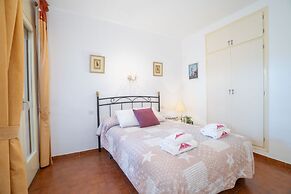 Beachfront Apartment in Empuriabrava With Pool
