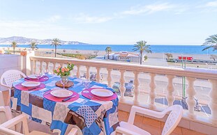 Beachfront Apartment in Empuriabrava With Pool