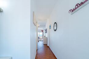 Beachfront Apartment in Empuriabrava With Pool