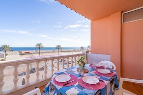 Beachfront Apartment in Empuriabrava With Pool