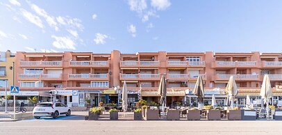 Beachfront Apartment in Empuriabrava With Pool