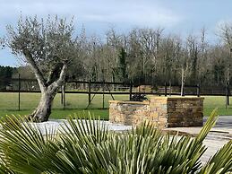 Villa in Saint-corneille With Private Jacuzzi