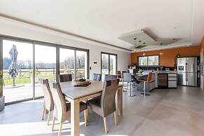 Villa in Saint-corneille With Private Jacuzzi