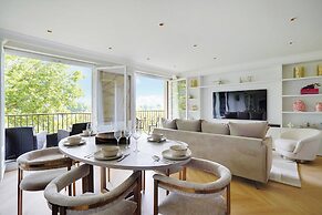 Luxurious Apartment - 2br- 6P Eiffel Tower View