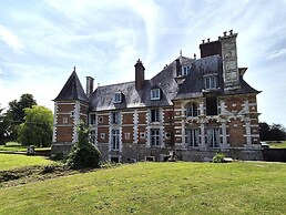 Elegant Chateau Escape for 2 - Nature & Calm