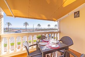Apartment in Empuriabrava by the Beach