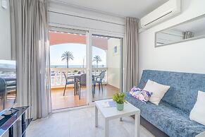 Apartment in Empuriabrava by the Beach