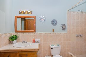 Roatan Ocean View - Ground Floor 2 Bedroom Apts