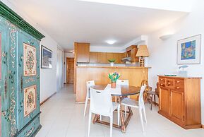 Top-floor Views in Empuriabrava