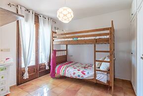 Villa in Empuriabrava With Private Pool