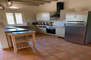 Villa With Pool in Dordogne Countryside