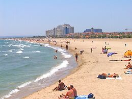 Apartment in Empuriabrava With Canal Views