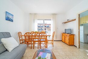Apartment in Roses Near Sandy Beach