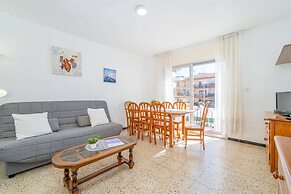 Apartment in Roses Near Sandy Beach