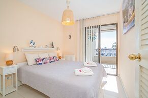 Apartment in Empuriabrava With Canal Views