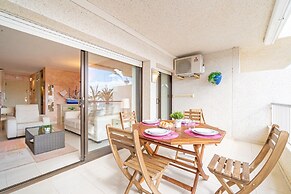 Apartment in Empuriabrava With Canal Views