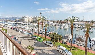 Apartment in Empuriabrava With Canal Views