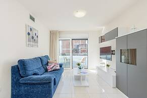 Apartment in Roses Near Punta Beach