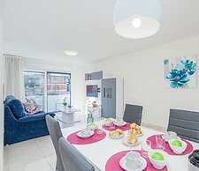 Apartment in Roses Near Punta Beach