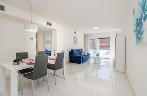 Apartment in Roses Near Punta Beach