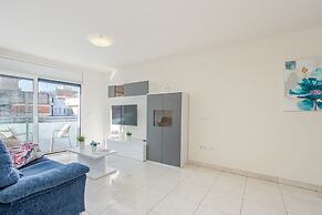 Apartment in Roses Near Punta Beach