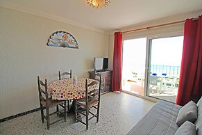Studio in Empuriabrava With Sea Views