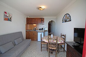Studio in Empuriabrava With Sea Views