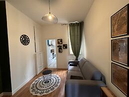 Refined Apartment With Courtyard in La Mans