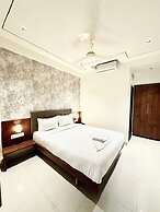 Hotel StayBird - Cove Kharadi
