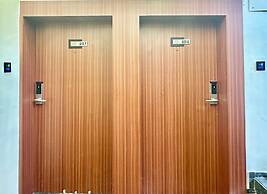 StayBird - Azure Suites Business Hotel