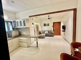 StayBird - Azure Suites Business Hotel