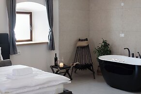 Wellba Boutique Hotel