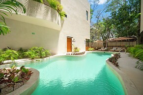Cozy Apartment with Jungle View in Tulum