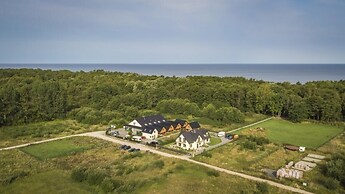 Cottage in Plesna Near Sandy Beach