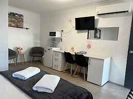 Spanish Lace Motor Inn