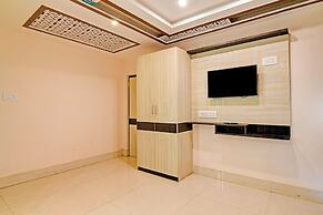 Fabhotel Bn Palace
